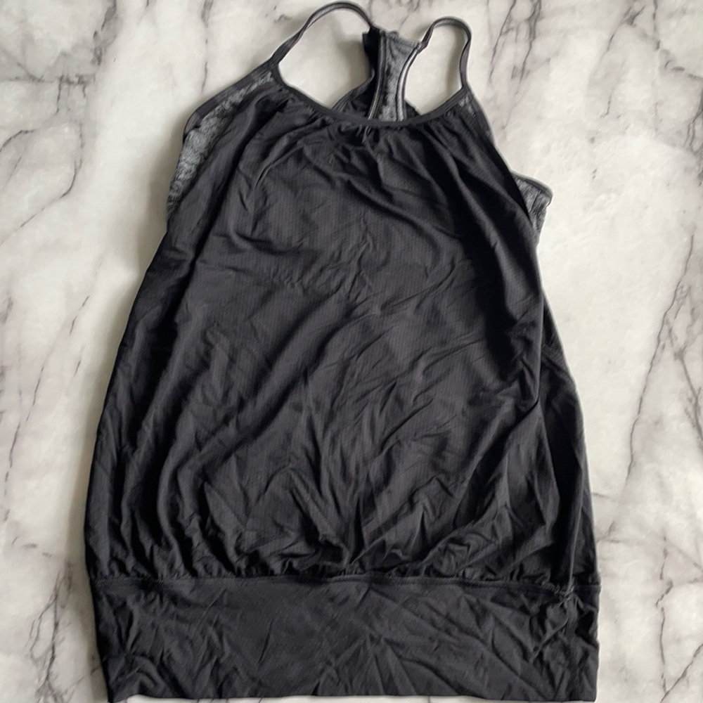 LuluLemon Built in Bra Flow Shirt